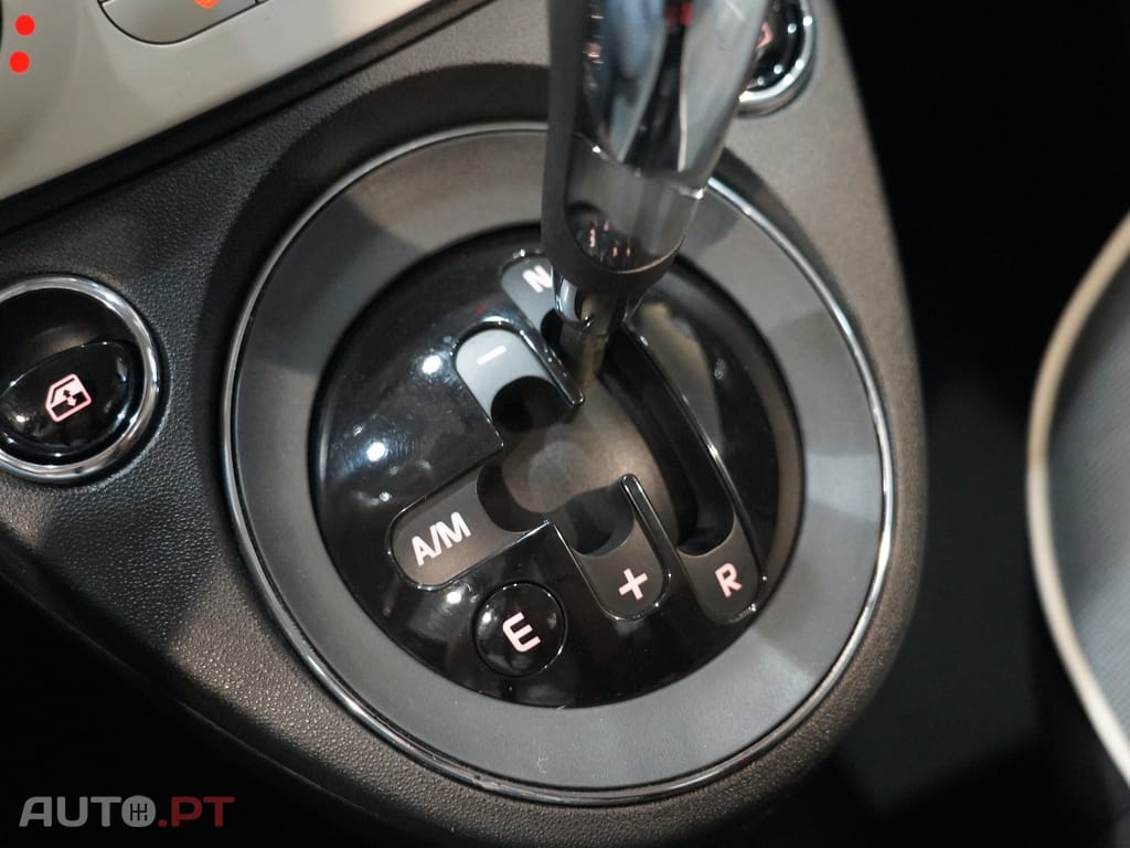 Fiat 500 1.2 Lounge Dualogic