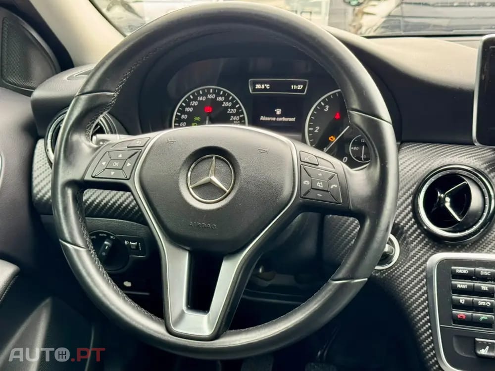 Mercedes-Benz GLA 180 d Style