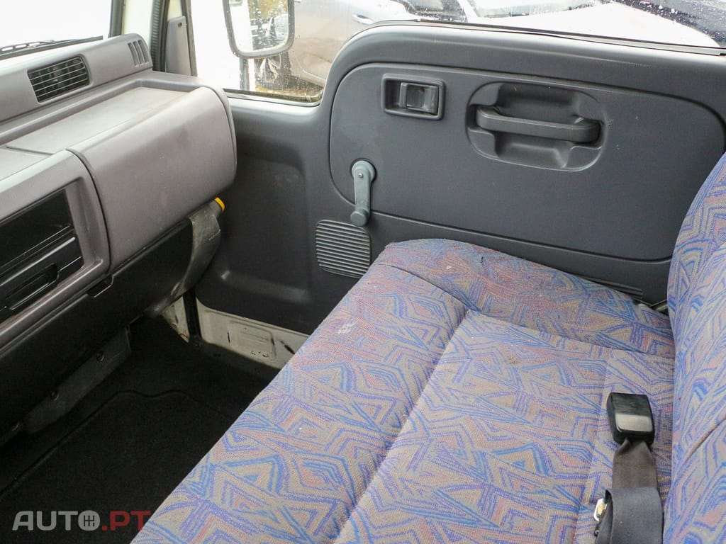 Nissan Cabstar 2.7 TD 90.32/3 L