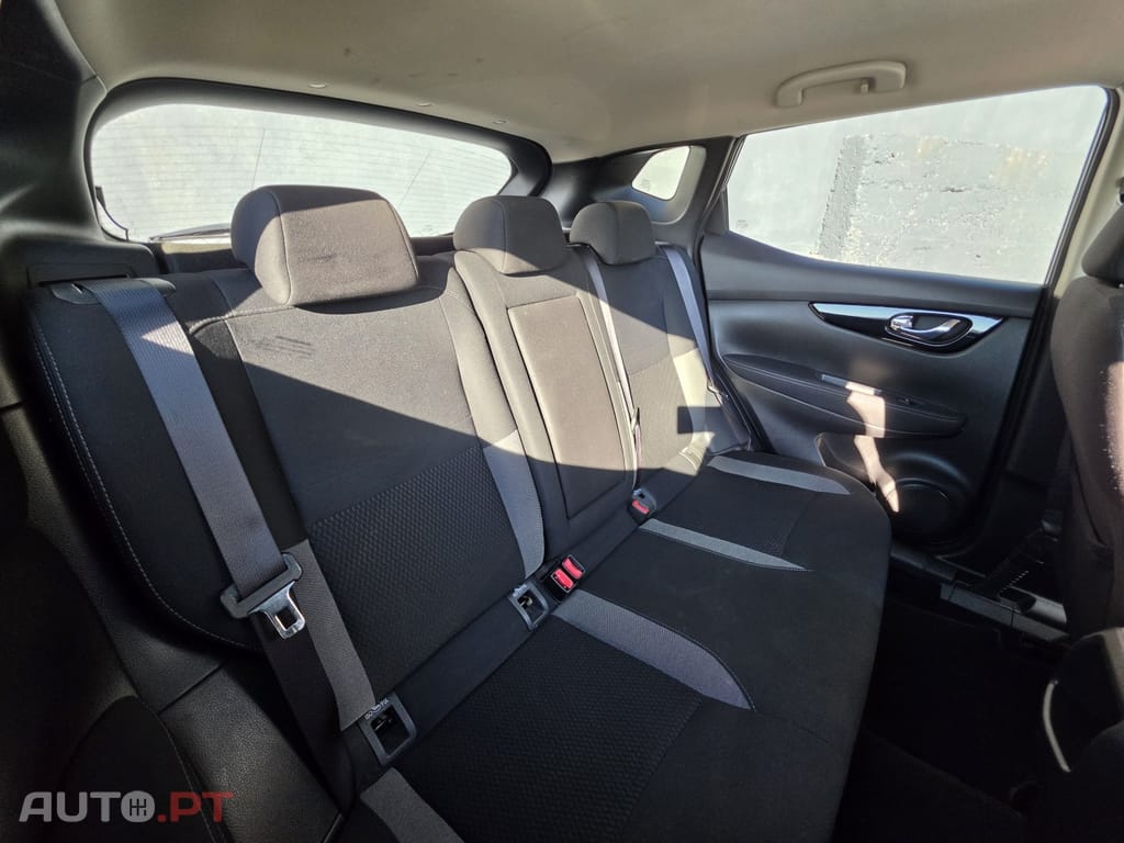 Nissan Qashqai 1.5 dCi N-Connecta