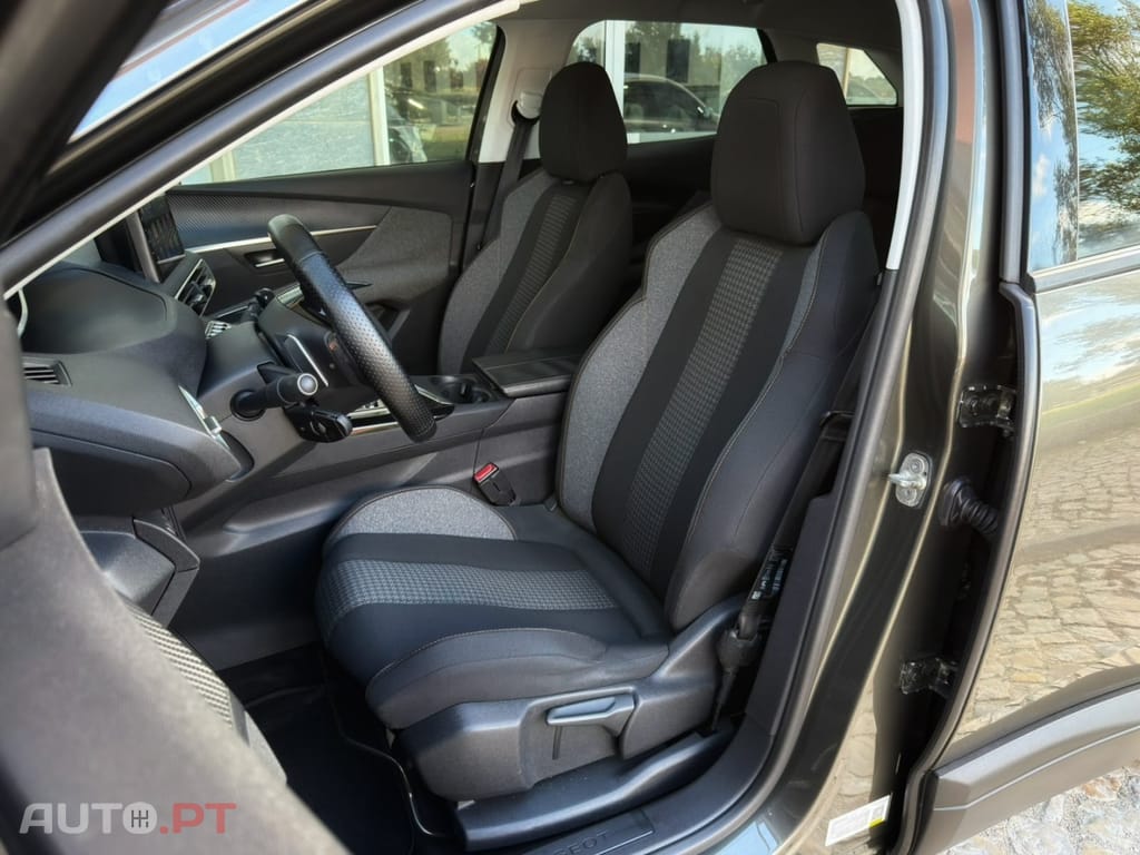 Peugeot 3008 1.6 BlueHDi Allure EAT6