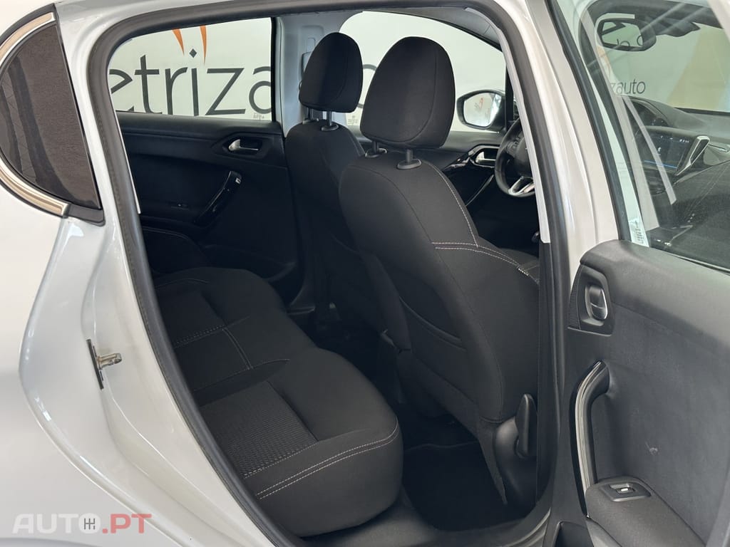 Peugeot 208 1.2 PureTech Allure
