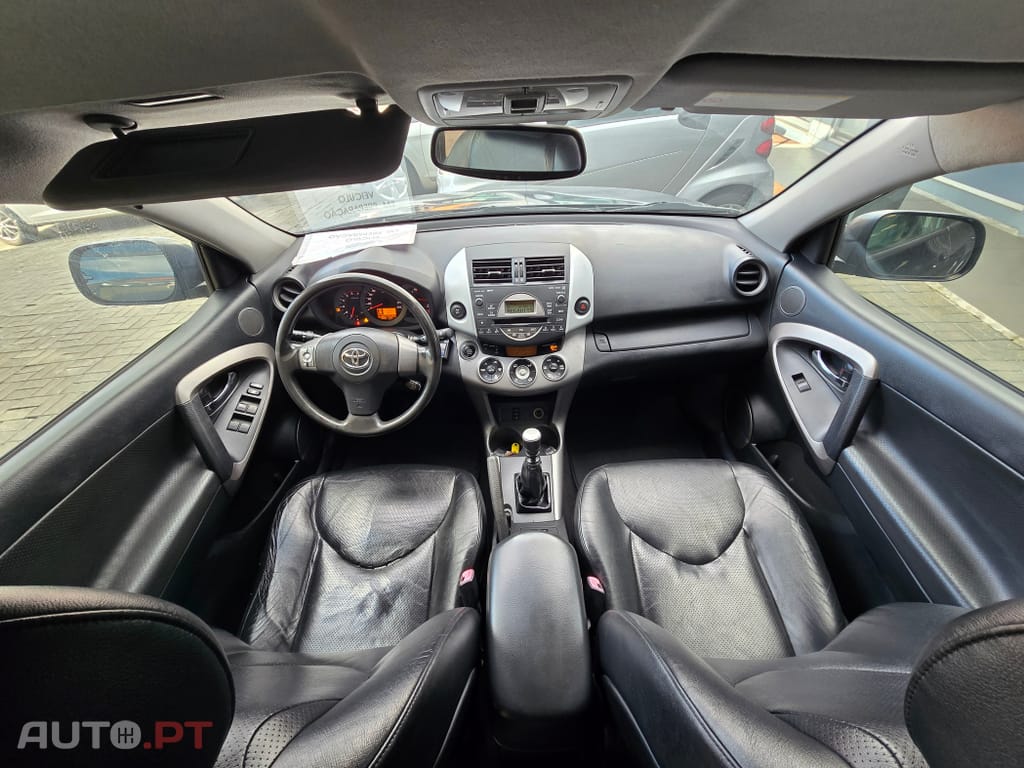 Toyota RAV4 2.2 D-4D X