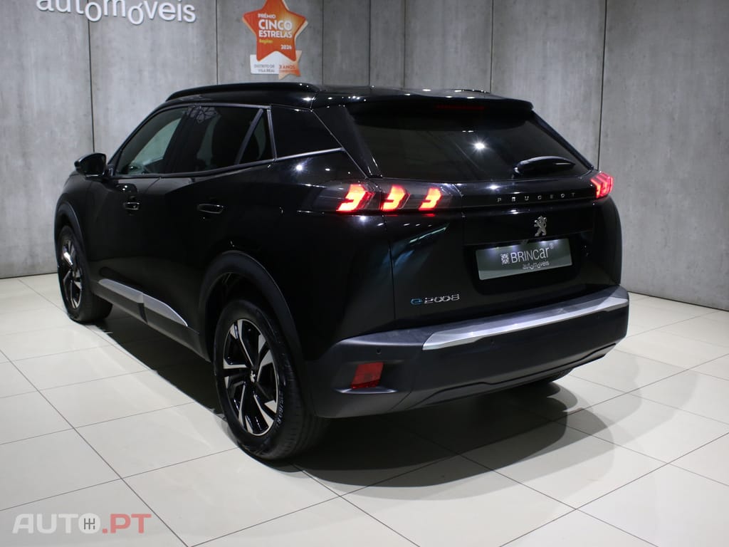 Peugeot E-2008 Allure