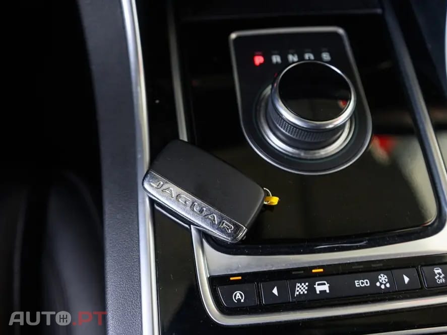 Jaguar XF 2.0 D R-Sport Aut.