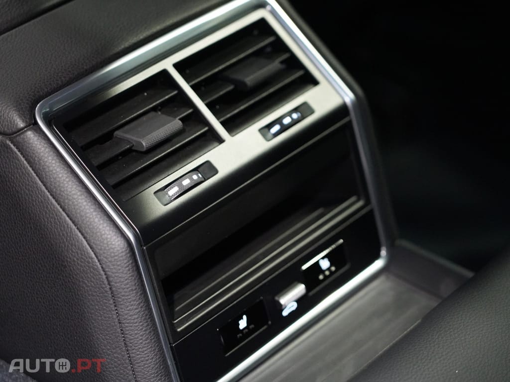 Porsche Panamera 4 E-Hybrid