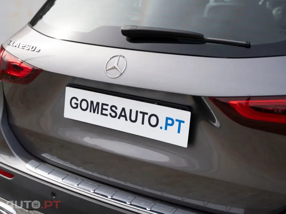 Mercedes-Benz GLA 250 e AMG Line