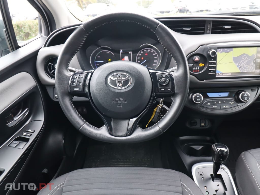 Toyota Yaris 1.5 HSD Active
