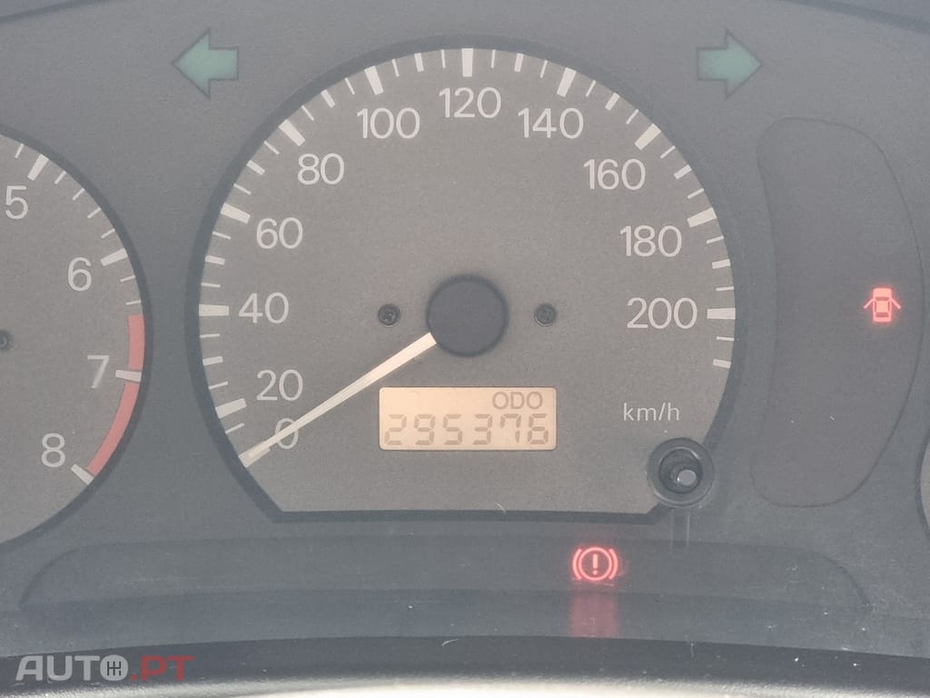 Mitsubishi Lancer 1.3 GLX