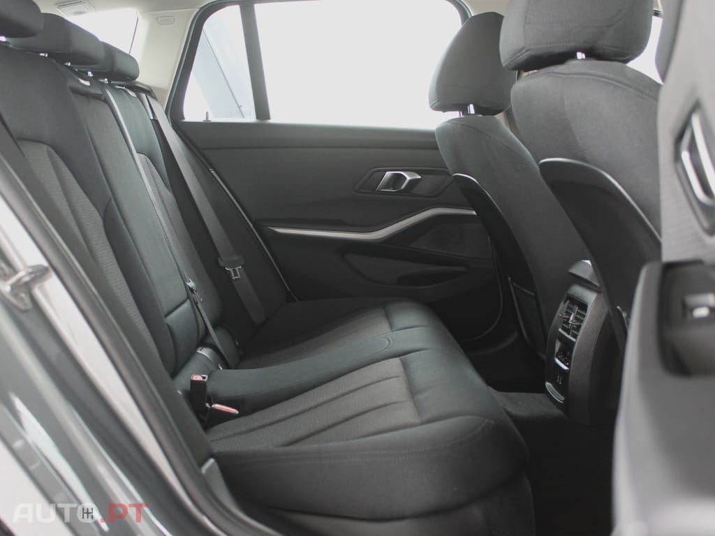 BMW 330 e Corporate Edition Auto