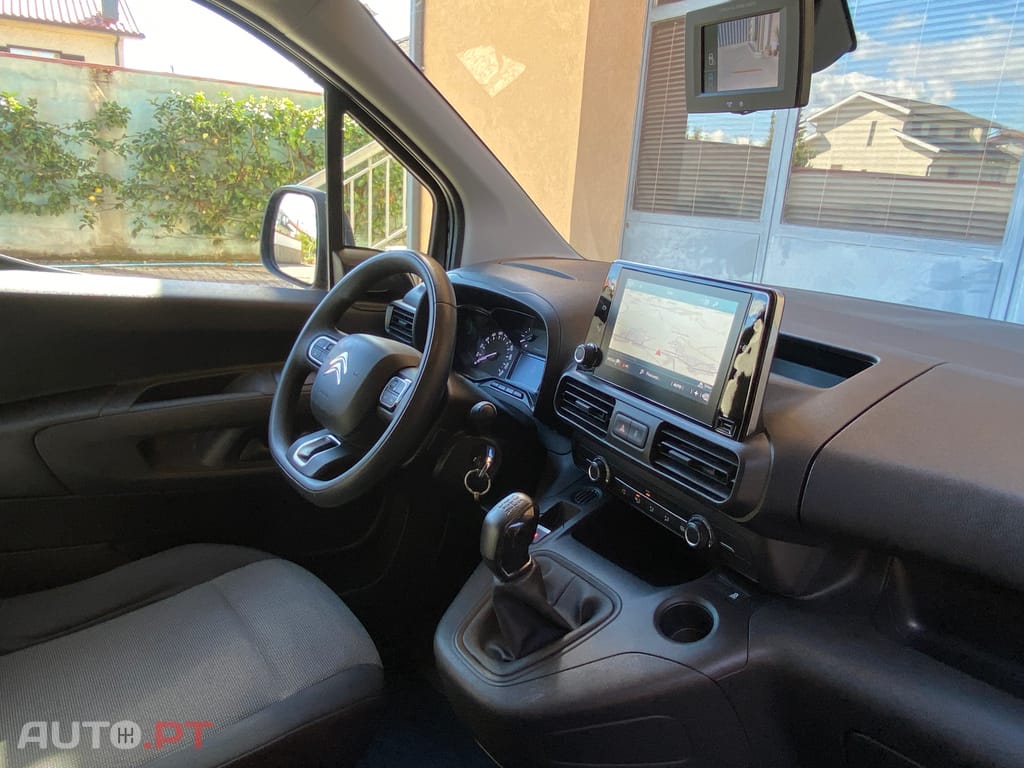 Peugeot Partner 1.6 HDI 100 CV  CarPlay