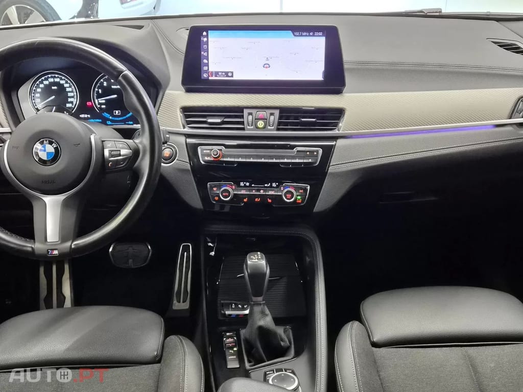 BMW X2 25 e xDrive Pack M — fotografia 28