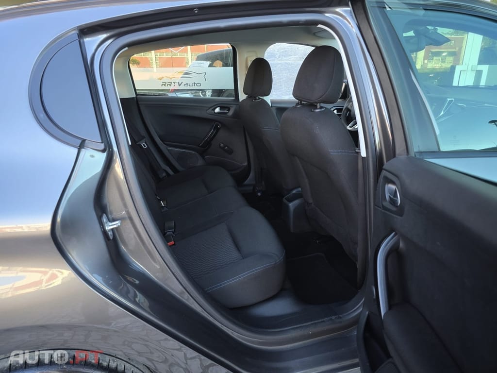 Peugeot 208 1.2 PureTech Active
