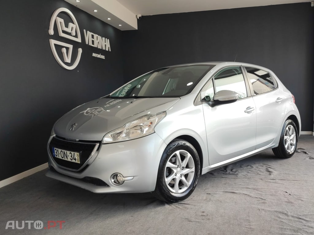 Peugeot 208 1.4HDI ACTIVE