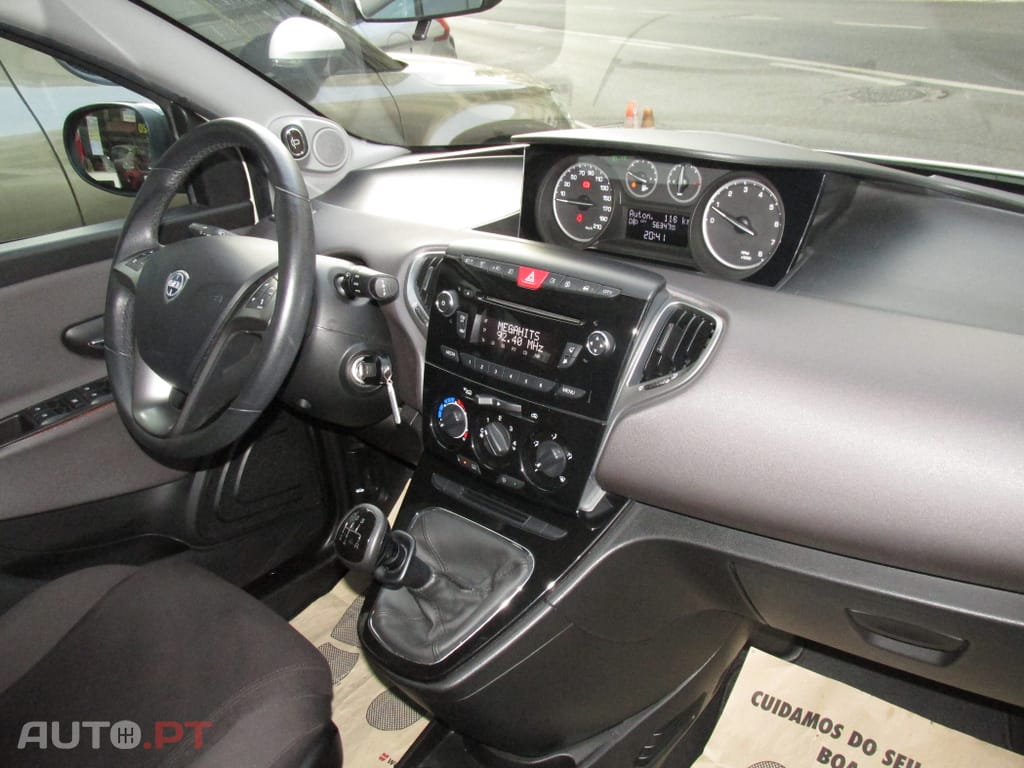Lancia Ypsilon 1.2 S&S Platinum