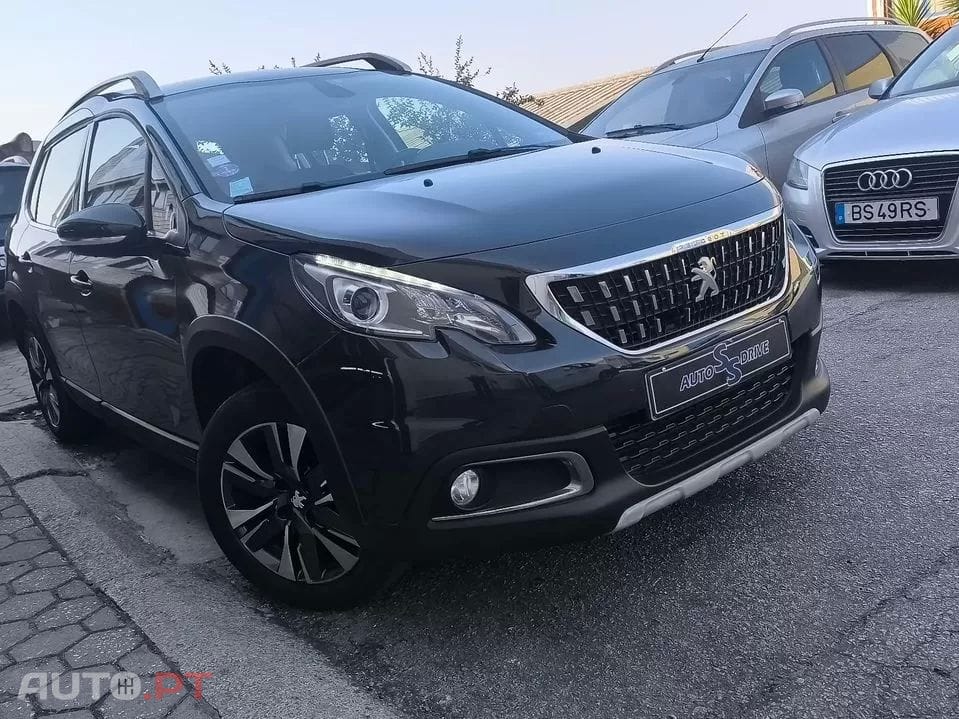 Peugeot 2008 1.2 PureTech Allure EAT6