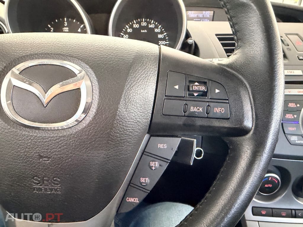 Mazda 3 MZ-CD 1.6 Exclusive Plus — fotografia 26