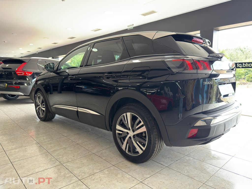 Peugeot 3008 1.6 Hybrid Active Pack e-EAT8