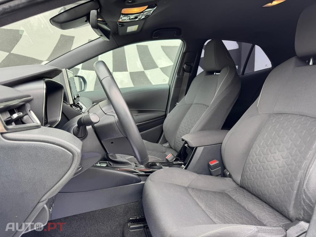 Toyota Corolla 1.8 Hybrid Active