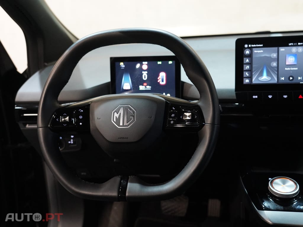 MG MG4 64 kWh Luxury