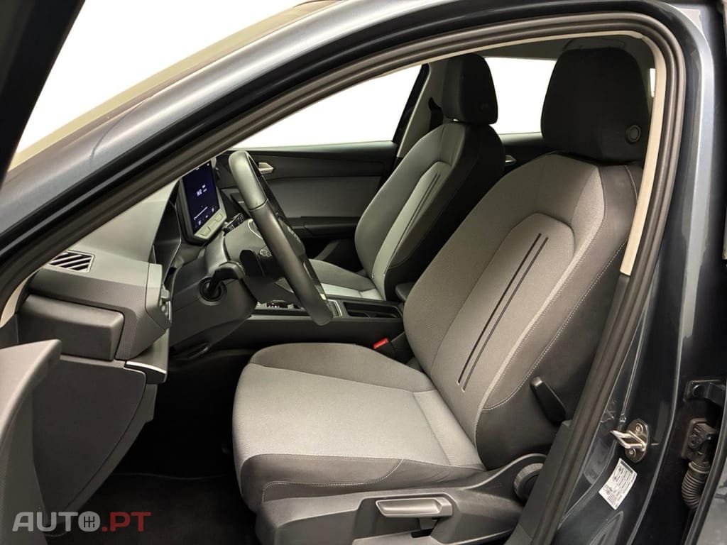 Seat Leon 1.5 eTSI Hybrid Business DSG