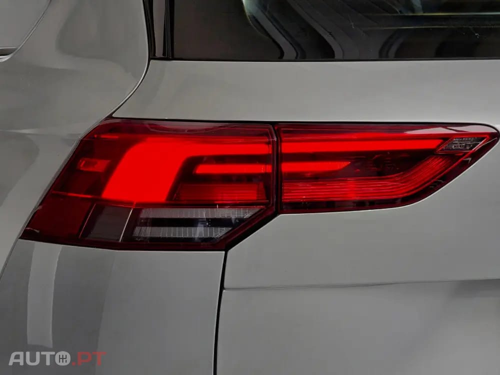Volkswagen Golf Variant 1.0 eTSI OPF DSG Life