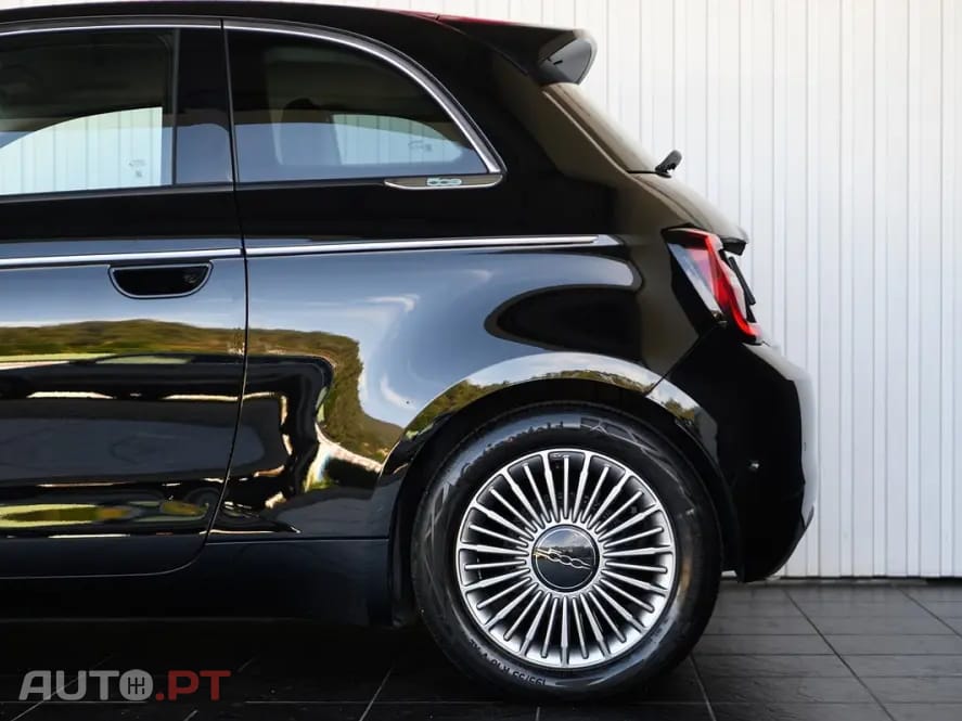 Fiat 500e 42 kWh Icon