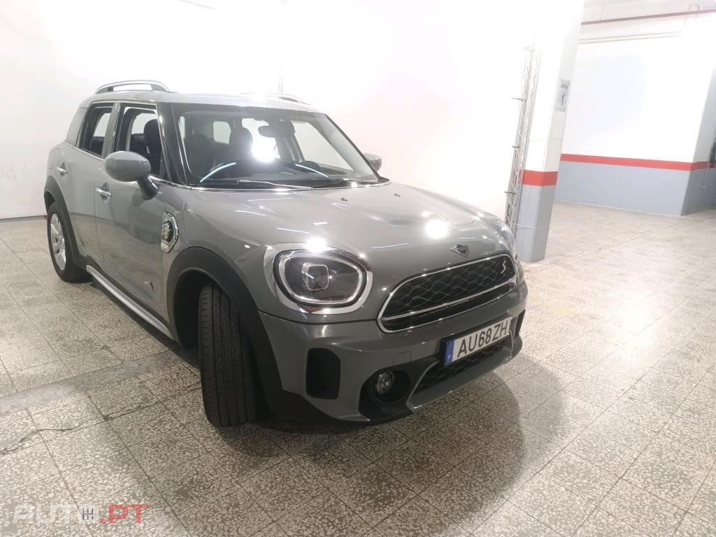MINI Countryman Cooper SE Premium Essential Auto