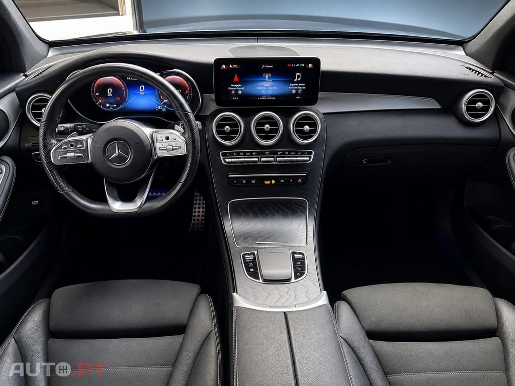 Mercedes-Benz GLC 300 de 4Matic 9G-TRONIC AMG Line — fotografia 19