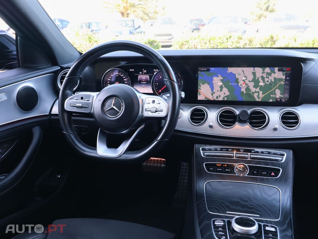 Mercedes-Benz E 300 Amg Line