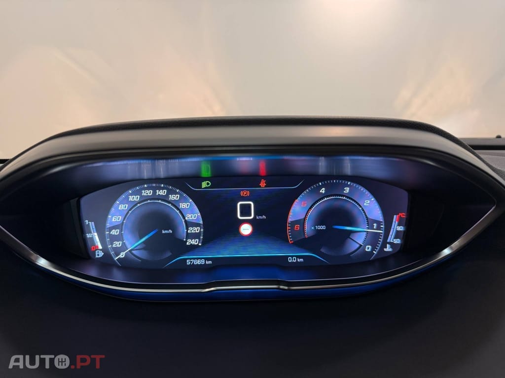 Peugeot 3008 1.5 BlueHDi Active