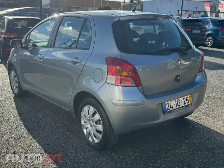 Toyota Yaris 1.0 VVT-i Comfort+AC