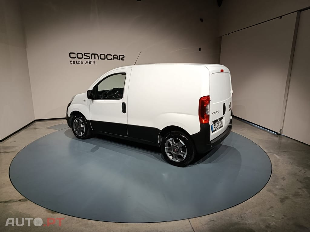 Fiat Fiorino 1.3 M-jet Adventure