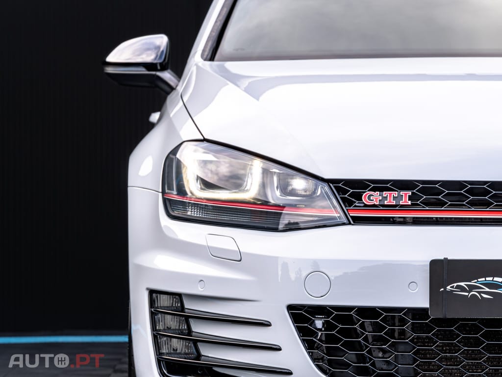Volkswagen Golf 2.0 TSi GTi DSG Performance