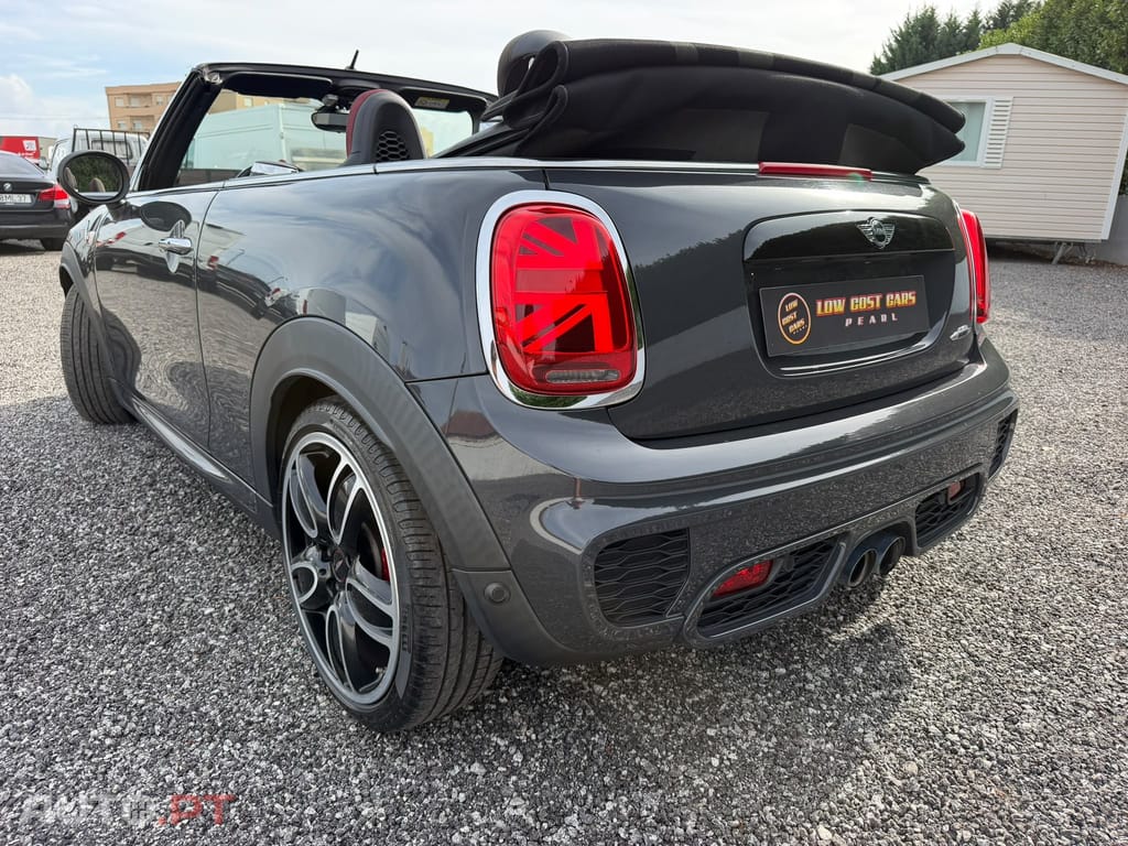 MINI Cabrio John Cooper Works