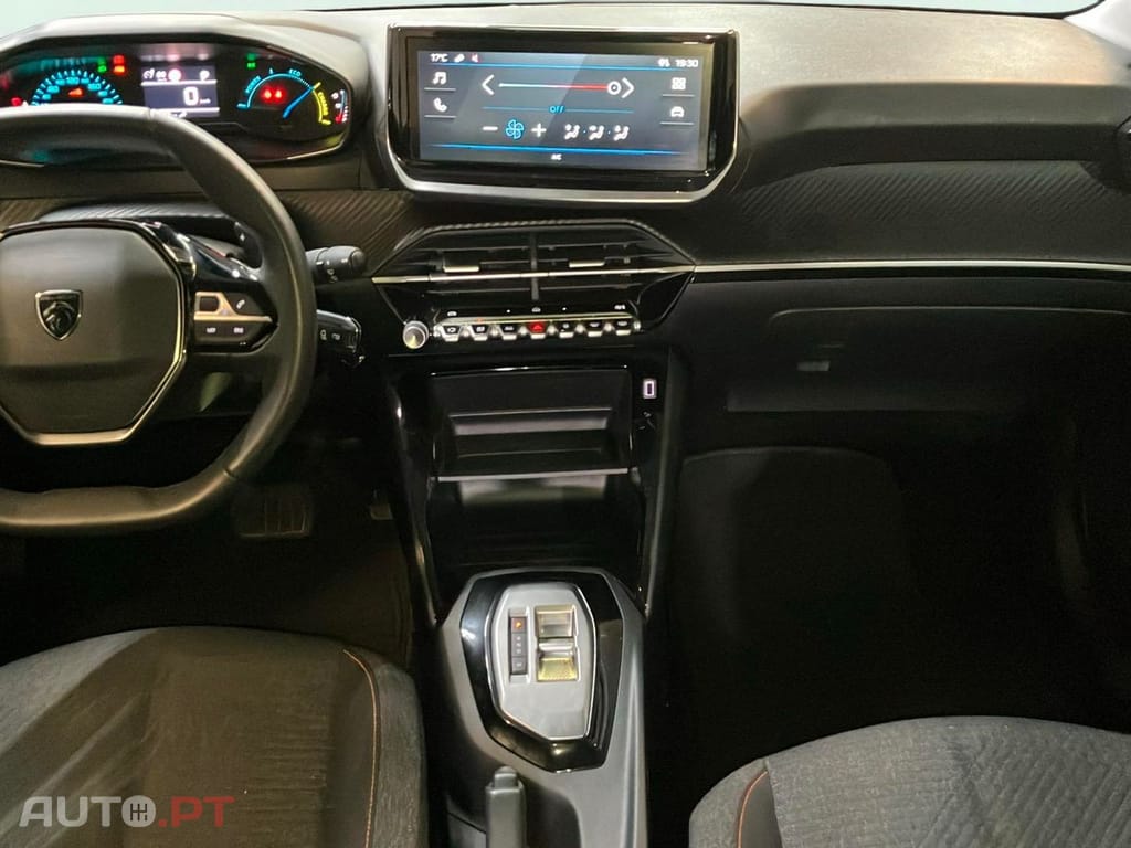 Peugeot 208 1.2 Hybrid Allure e-DCS6