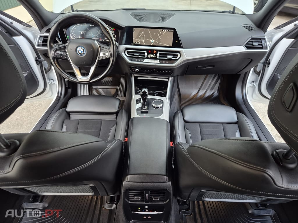 BMW 320 e Auto