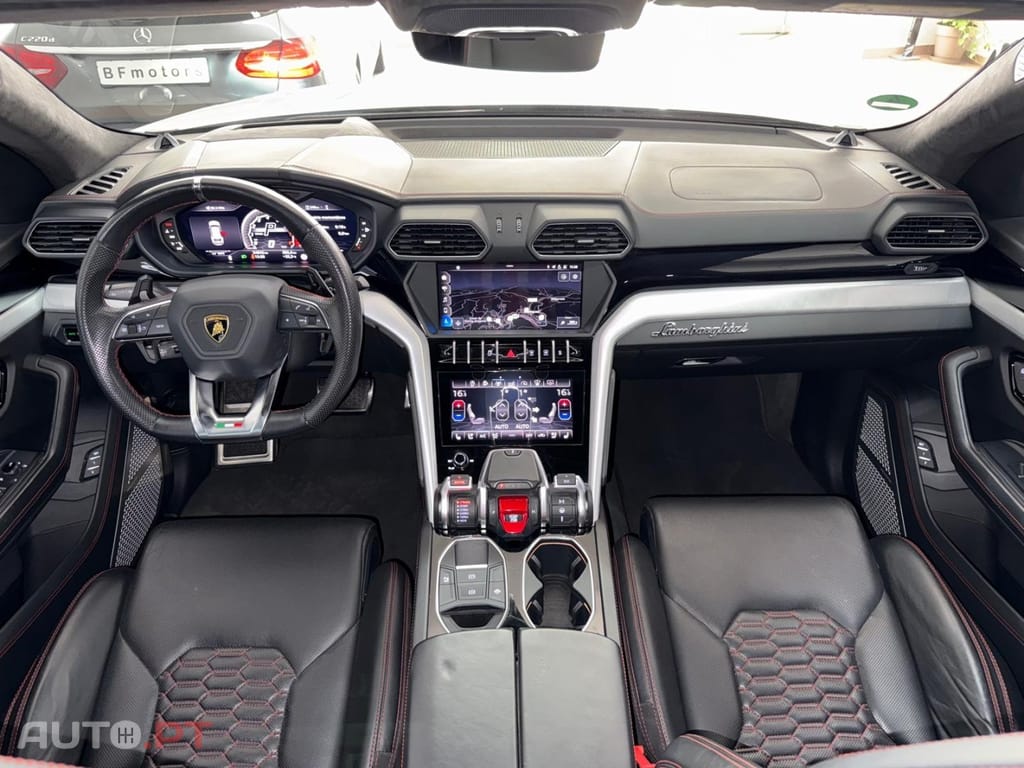 Lamborghini Urus 4.0 V8
