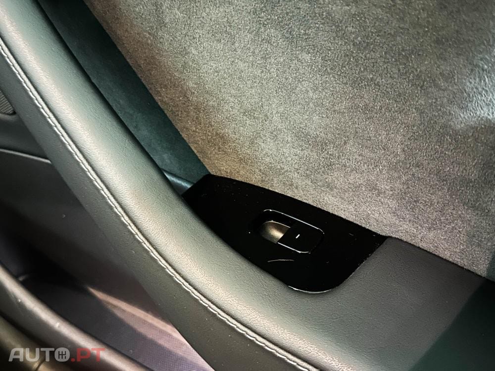 Tesla Model 3 Long-Range Dual Motor AWD