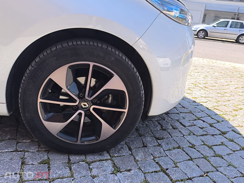 Renault Zoe (c/ Bateria) Bose 40 Q90