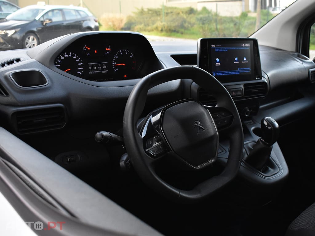 Peugeot Partner 1.5 BlueHDi Premium Longa