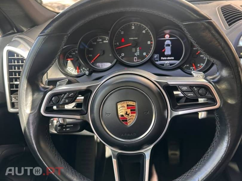 Porsche Cayenne Platinum Edition