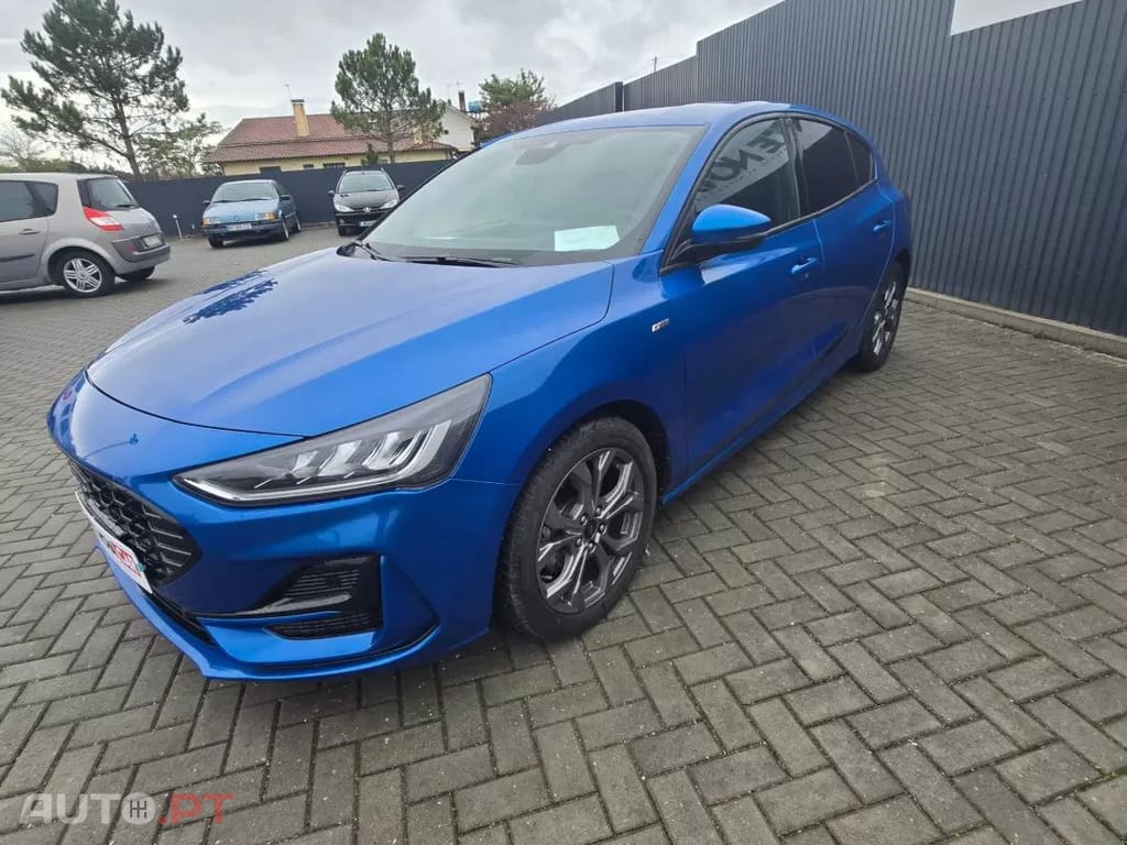 Ford Focus 1.0 EcoBoost MHEV ST-Line X Aut.