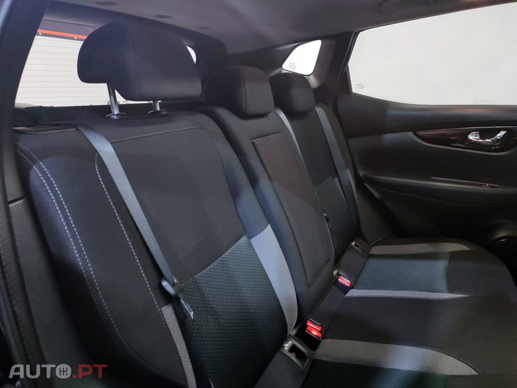 Nissan Qashqai 1.5 dCi N-Connecta Led