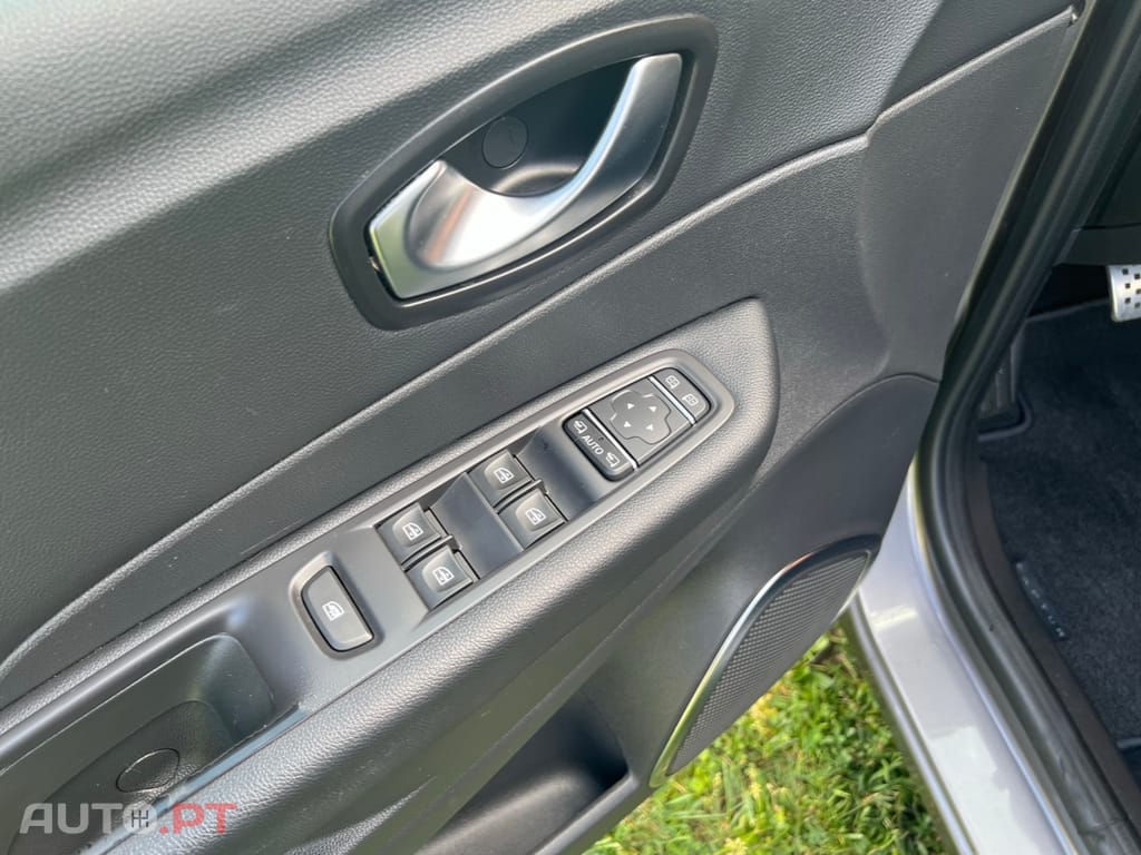 Renault Captur EXCLUSIVE FULL EXTRAS