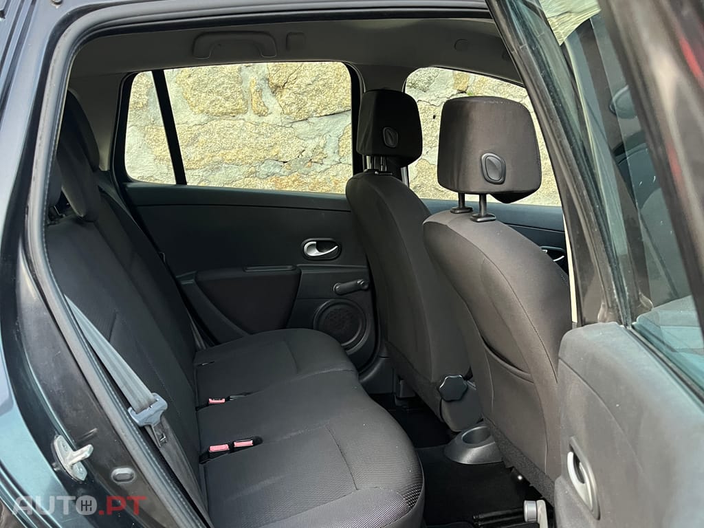 Renault Clio Break 1.2 16v Dynamique S