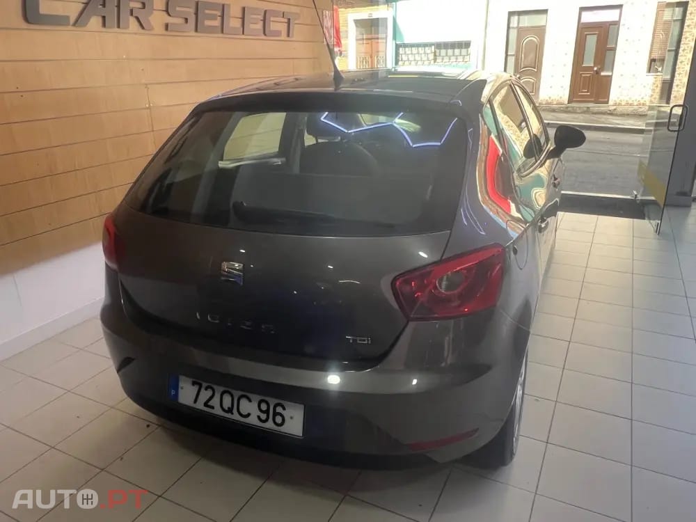 SEAT Ibiza 1.2 TDI I-Tech — fotografia 12