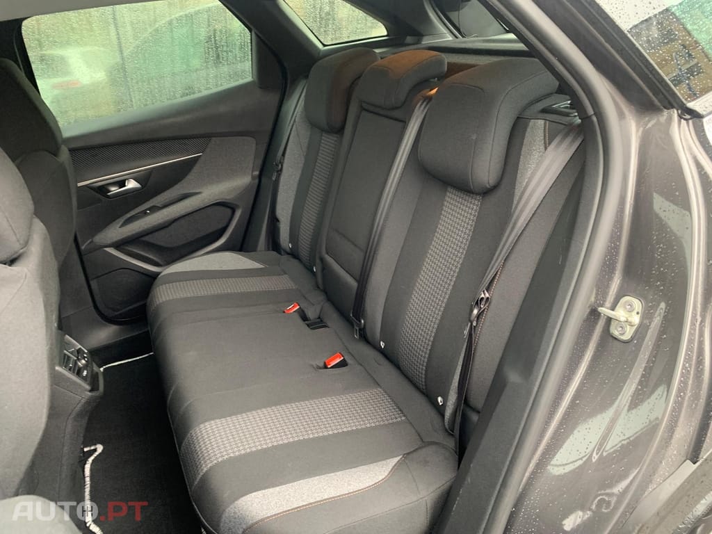 Peugeot 3008 1.5 BlueHDi Active Pack