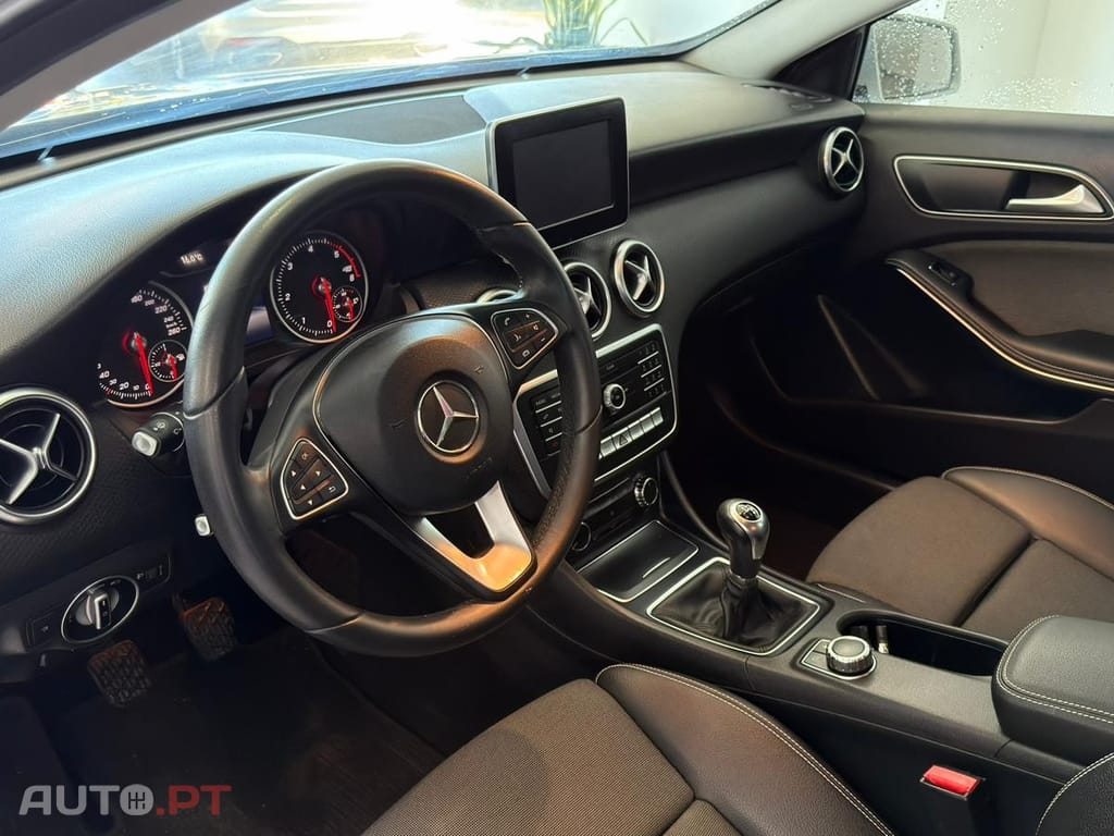 Mercedes-Benz A 180 d Fleet Pack Style