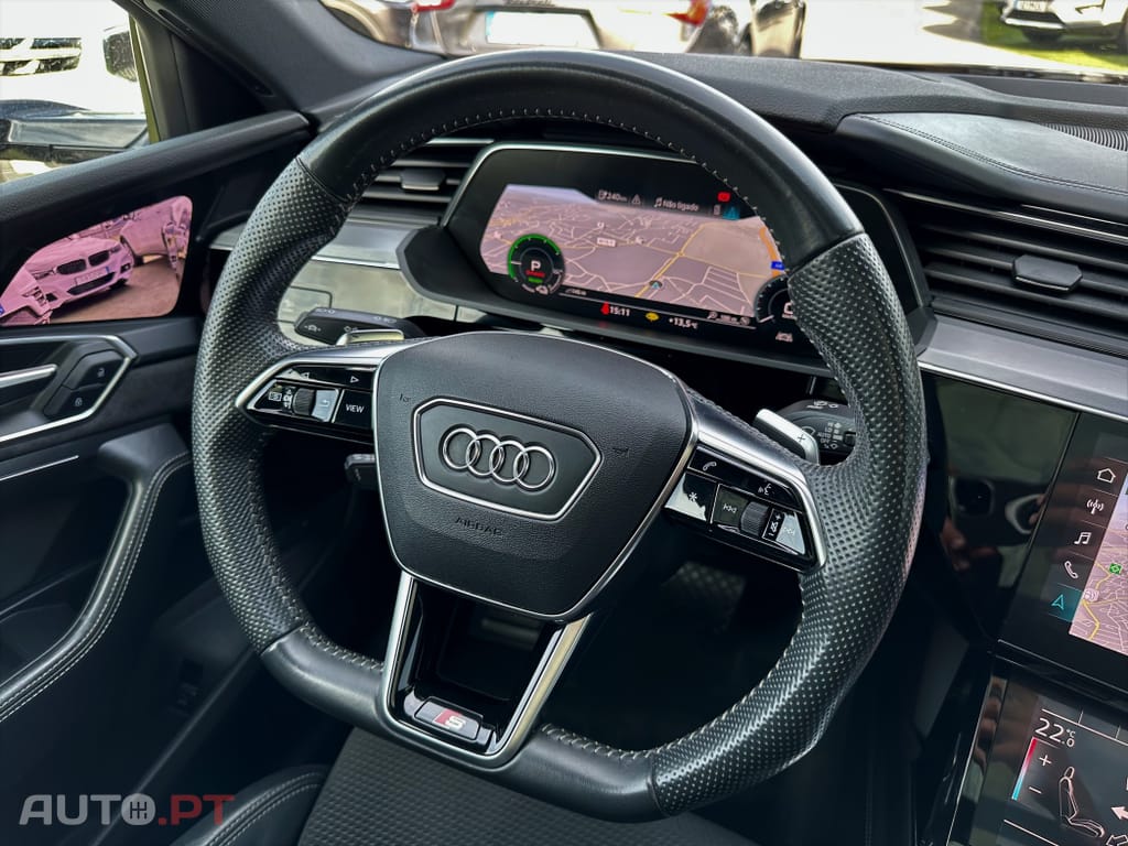 Audi E-Tron 55 quattro S line